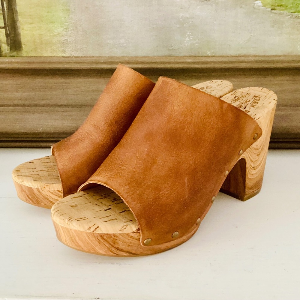 Kork-Ease Danika Platform Sandal peep toe clog camel leather studded size 10M